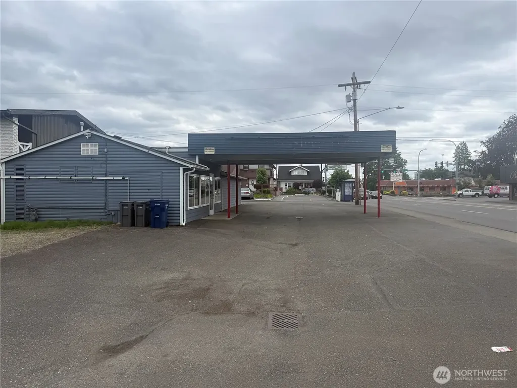 420 Auburn Way N Auburn WA 98002