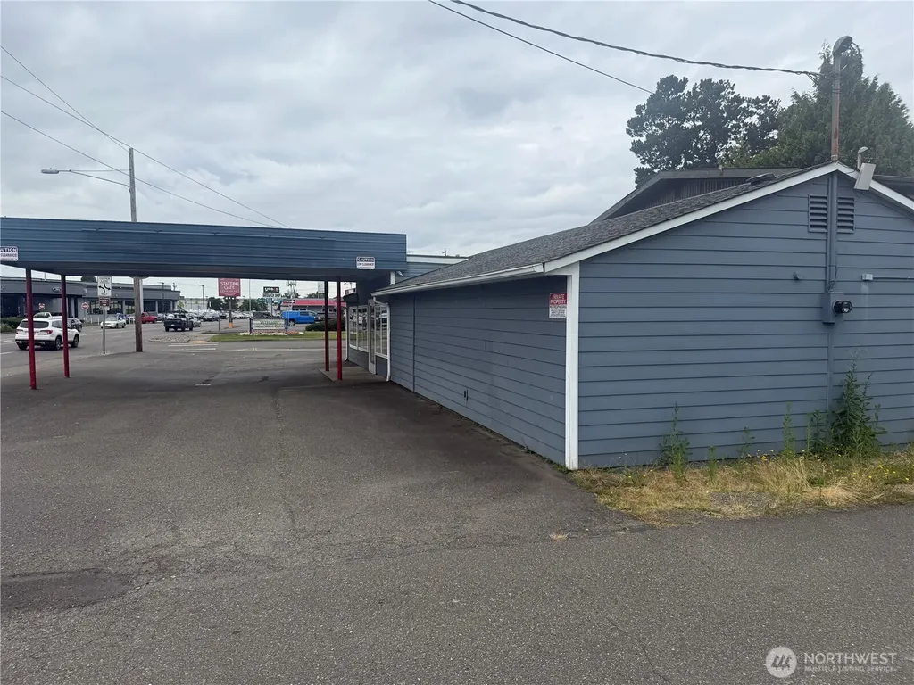 420 Auburn Way N Auburn WA 98002
