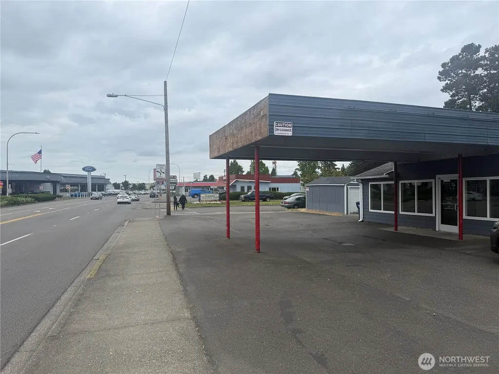 420 Auburn Way N Auburn WA 98002
