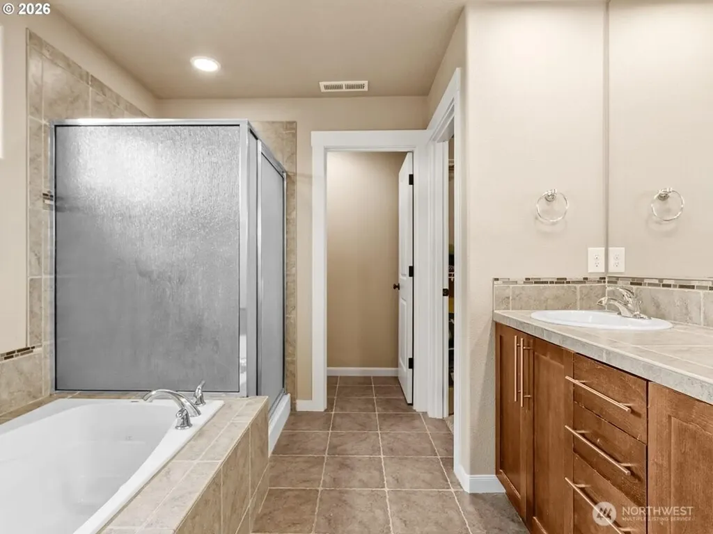 2746 NW Kent Street Camas WA 98607