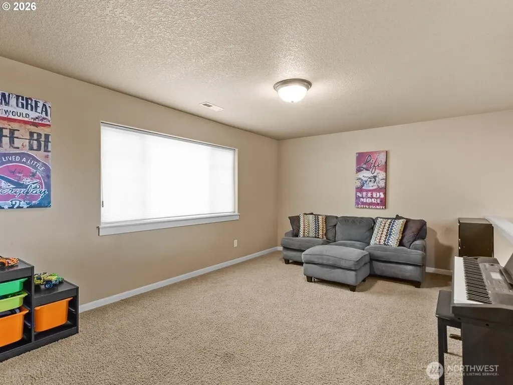 2746 NW Kent Street Camas WA 98607