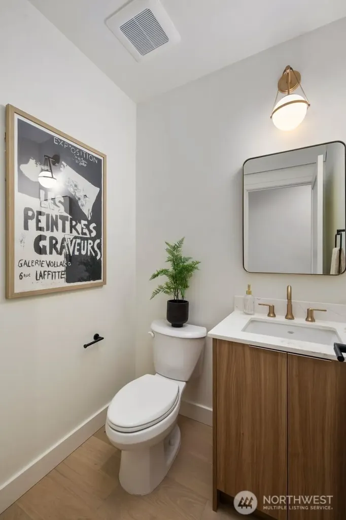 614 5th Avenue S Edmonds WA 98020