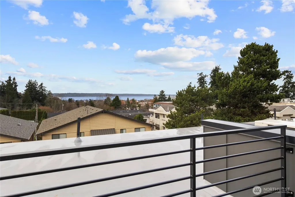 614 5th Avenue S Edmonds WA 98020