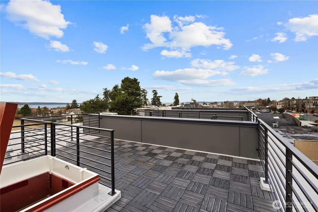 614 5th Avenue S Edmonds WA 98020