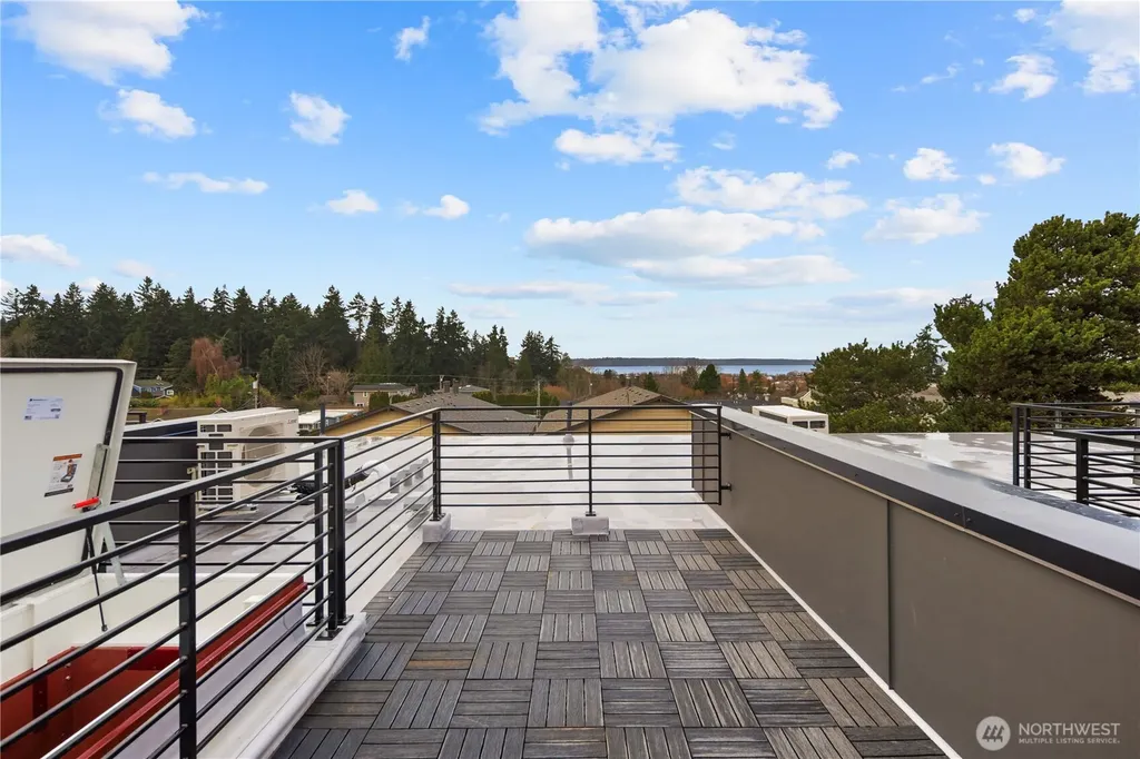 614 5th Avenue S Edmonds WA 98020