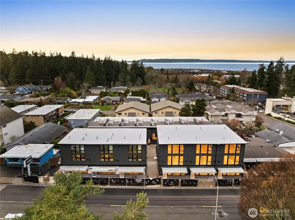614 5th Avenue S Edmonds WA 98020