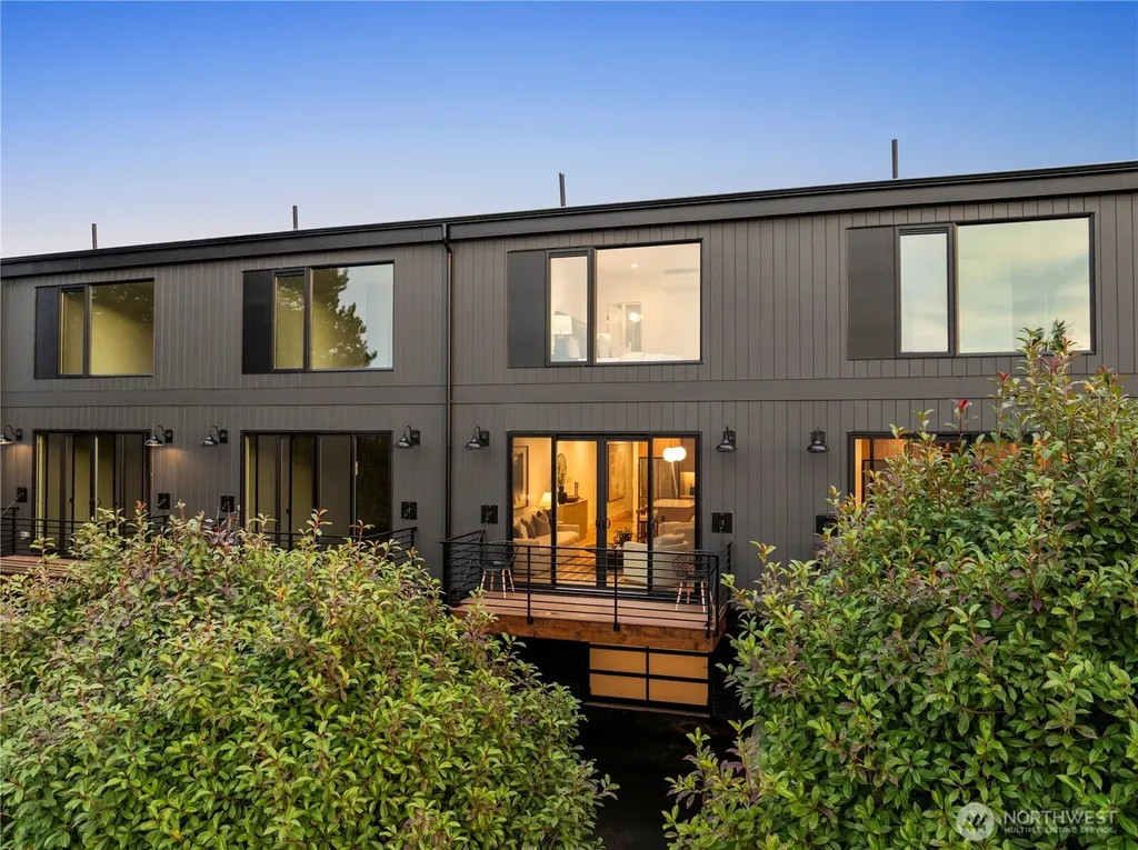 614 5th Avenue S Edmonds WA 98020