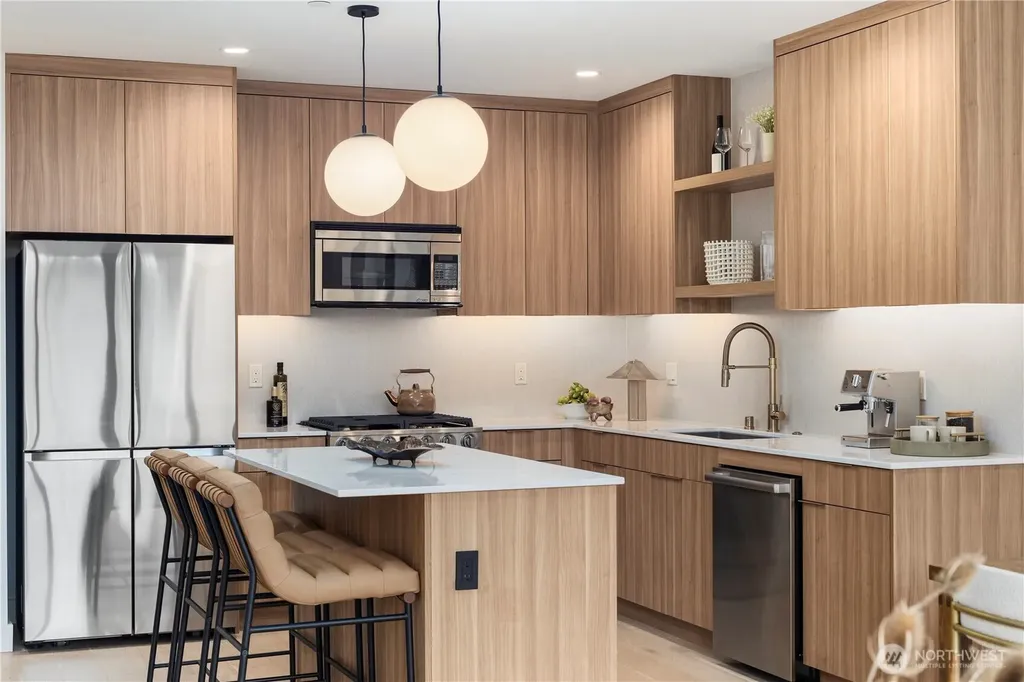 614 5th Avenue S Edmonds WA 98020
