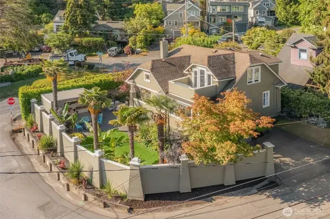 9835 Triton Drive NW Seattle WA 98117