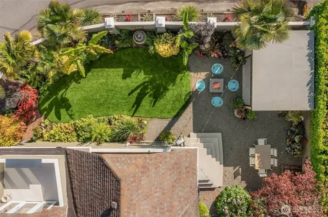 9835 Triton Drive NW Seattle WA 98117