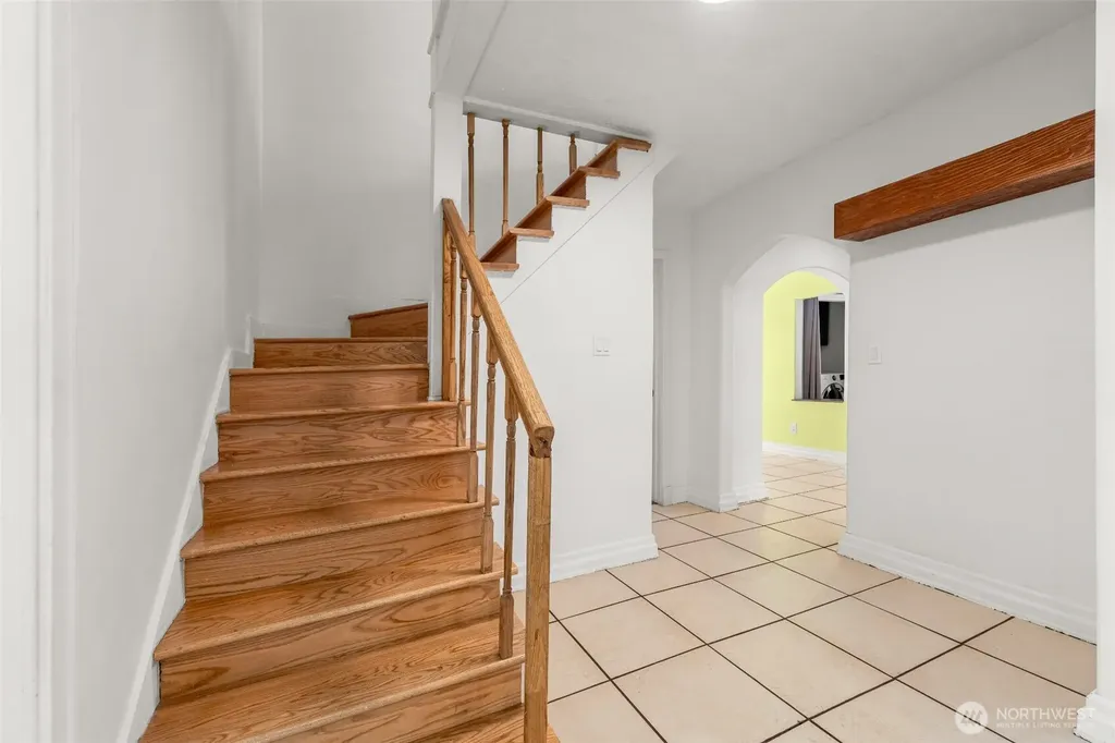 3540 S Kenyon Street Seattle WA 98118
