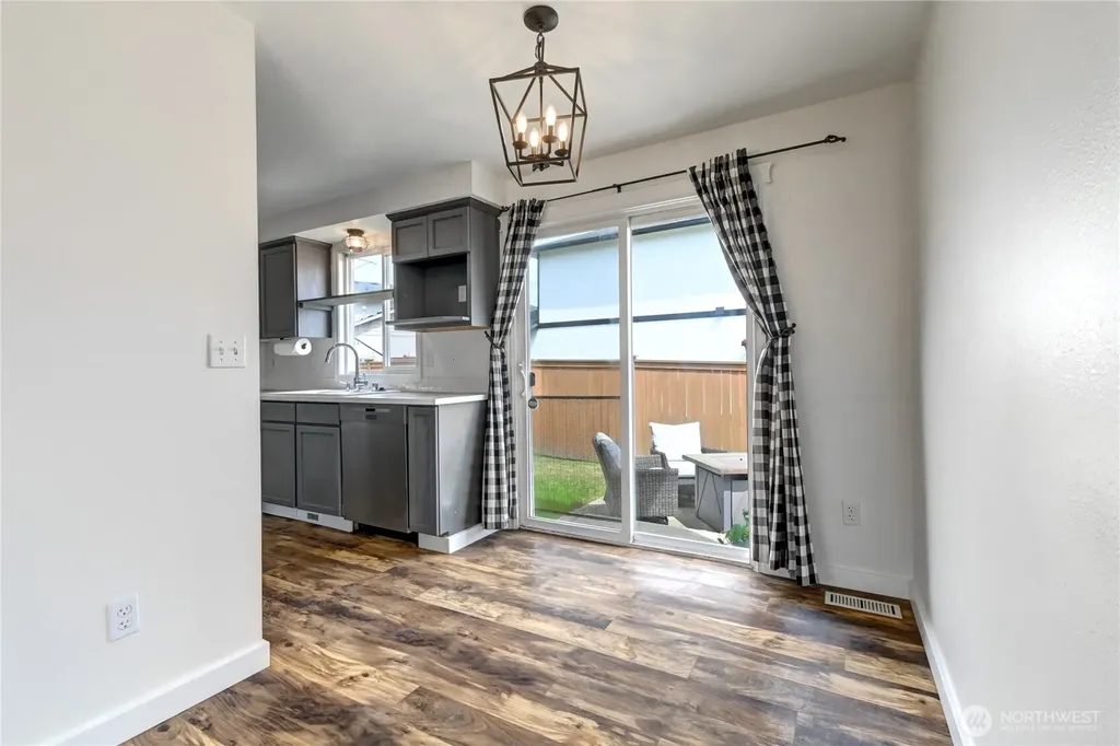 1024 85th Drive NE Lake Stevens WA 98258