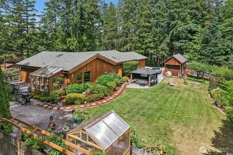 1834 Lake Drive Camano Island WA 98282