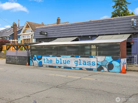 6742 7th Avenue NW Seattle WA 98117