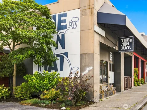 6742 7th Avenue NW Seattle WA 98117