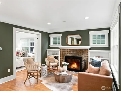 6742 7th Avenue NW Seattle WA 98117