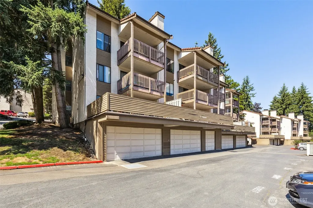 10410 NE 32nd Place Bellevue WA 98004
