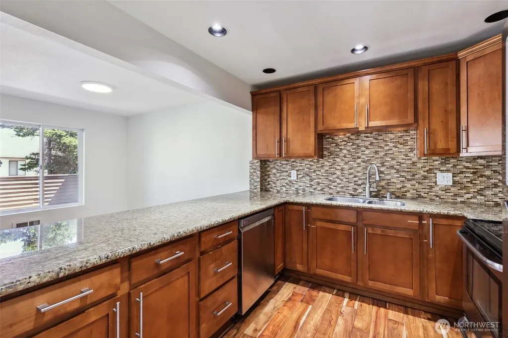 10410 NE 32nd Place Bellevue WA 98004