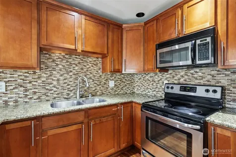 10410 NE 32nd Place Bellevue WA 98004
