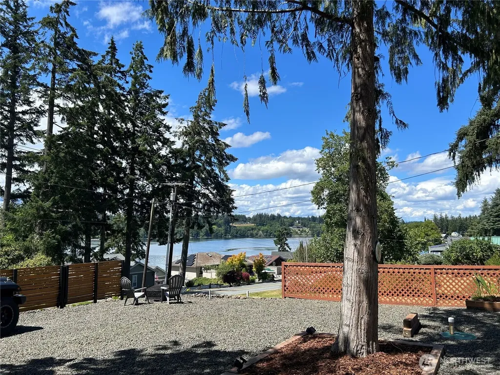 10138 Steamboat Island Road NW Olympia WA 98502