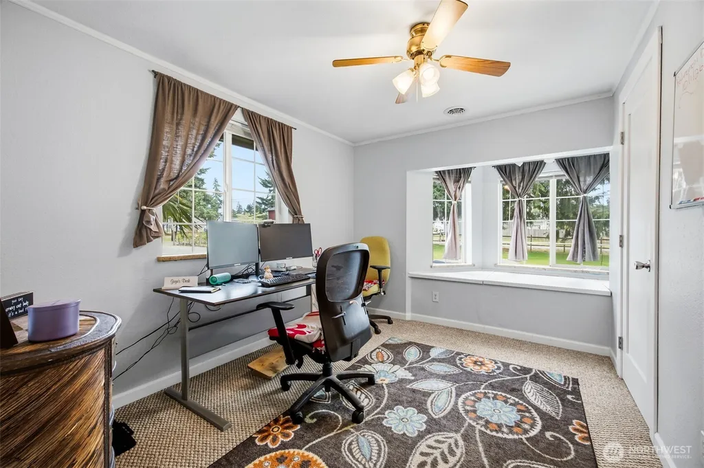 6536 201st Avenue SW Rochester WA 98579
