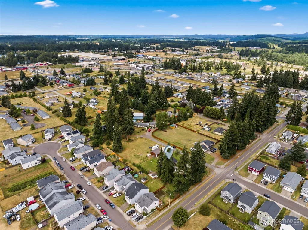 6536 201st Avenue SW Rochester WA 98579