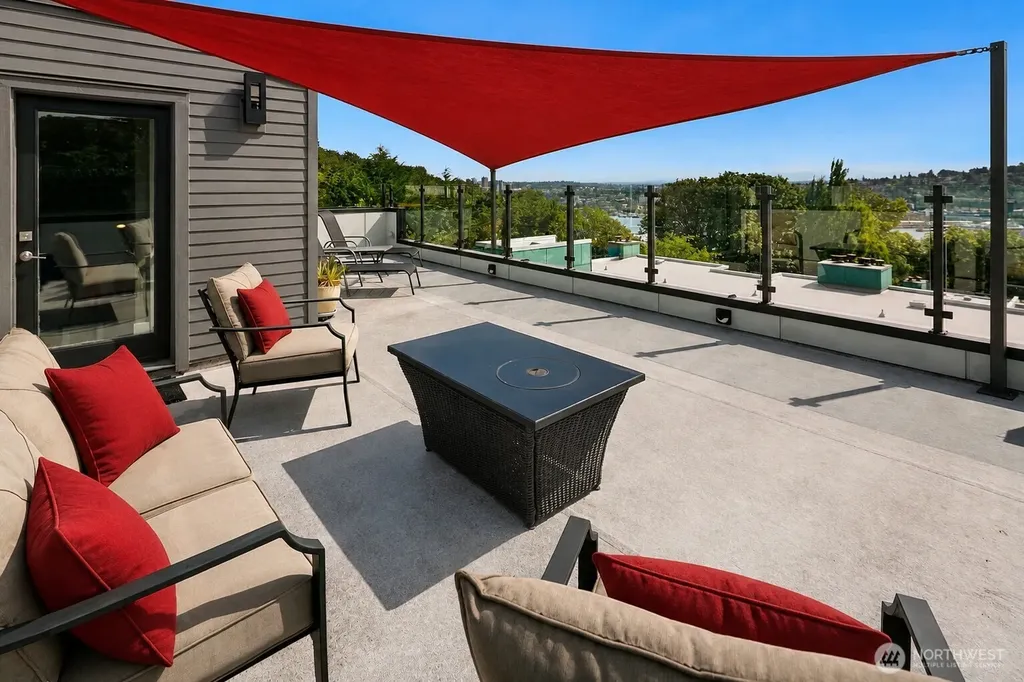 1616 Taylor Avenue N Seattle WA 98109