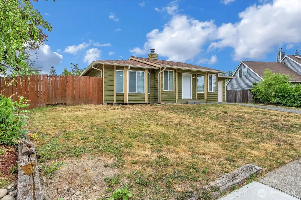 32219 14th Avenue SW Federal Way WA 98023