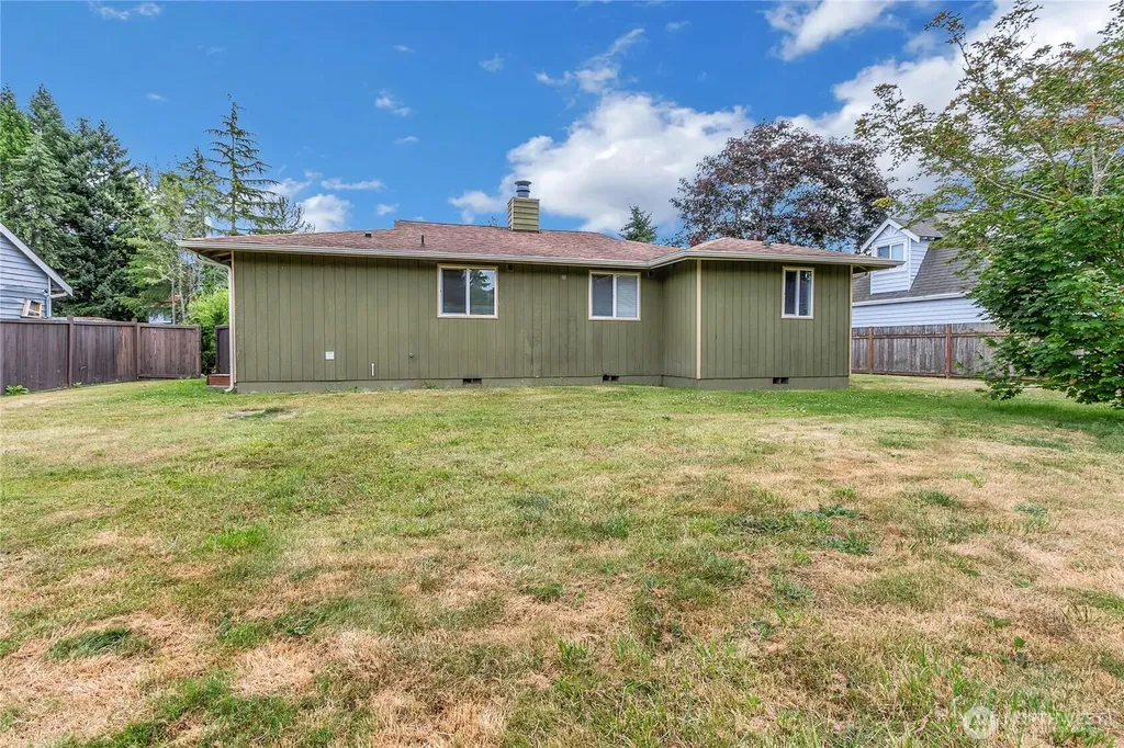 32219 14th Avenue SW Federal Way WA 98023