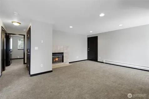 32219 14th Avenue SW Federal Way WA 98023
