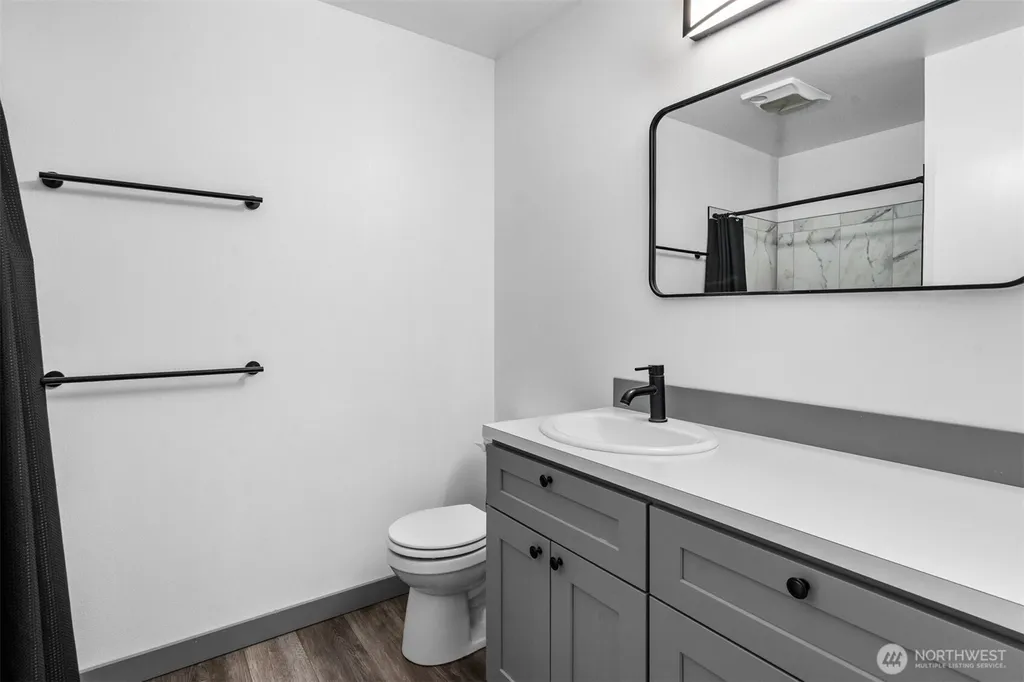 12936 Hubbard Street SE Rainier WA 98576