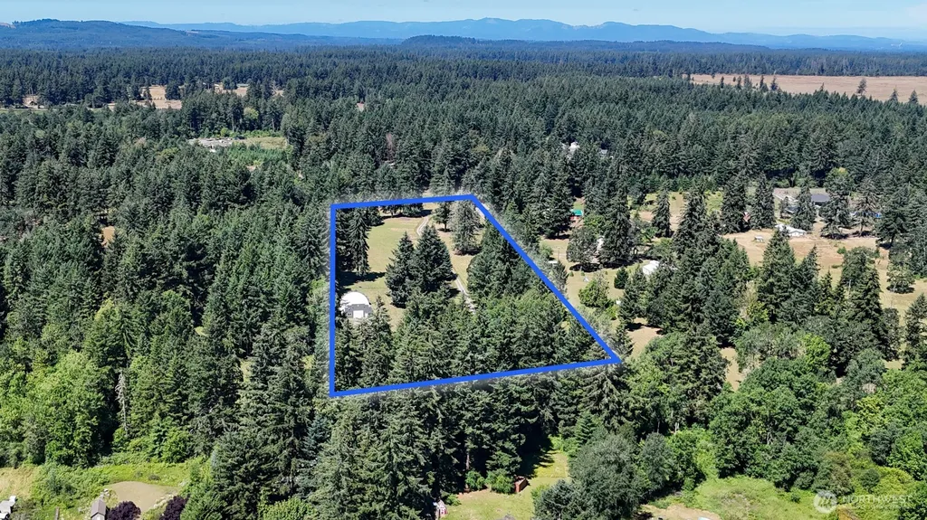 12936 Hubbard Street SE Rainier WA 98576