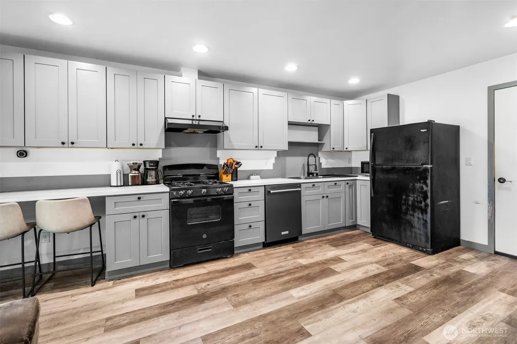 12936 Hubbard Street SE Rainier WA 98576