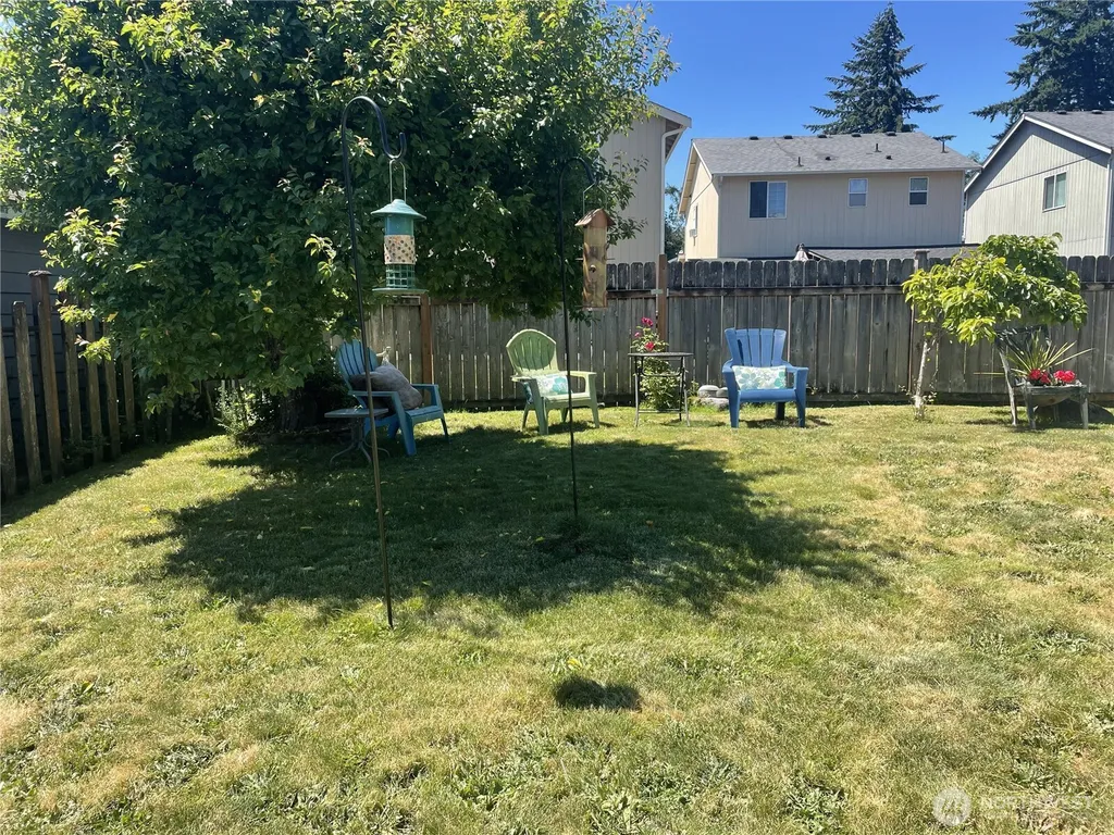 11712 10th Avenue E Tacoma WA 98445