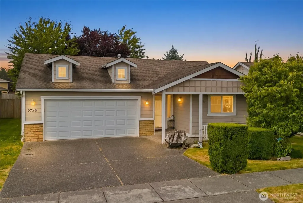 5725 121st Place NE Marysville WA 98271