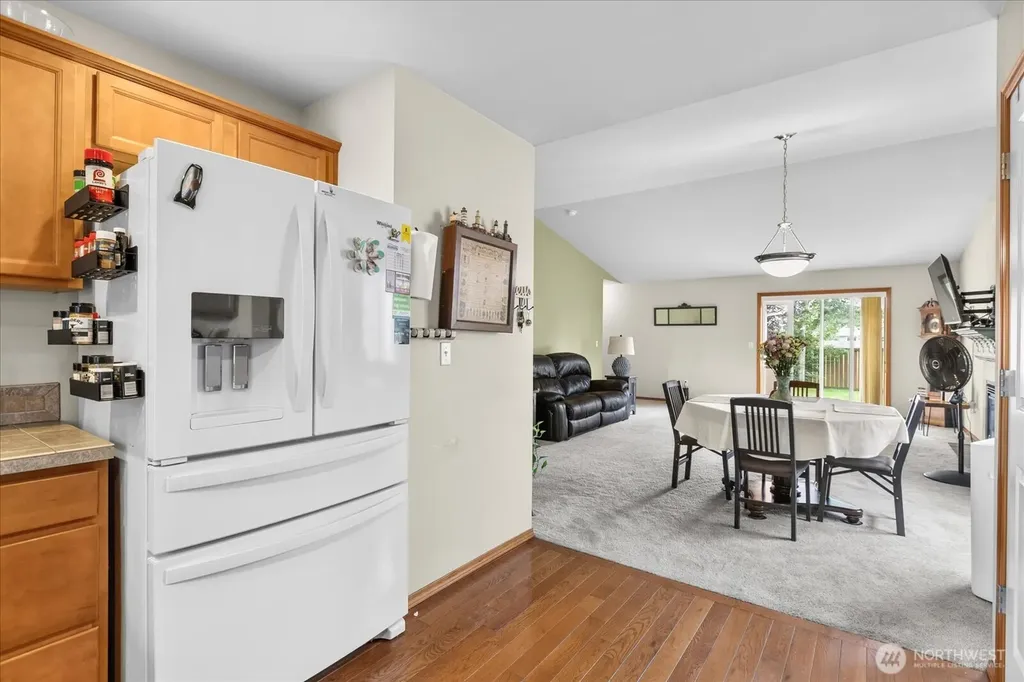 5725 121st Place NE Marysville WA 98271