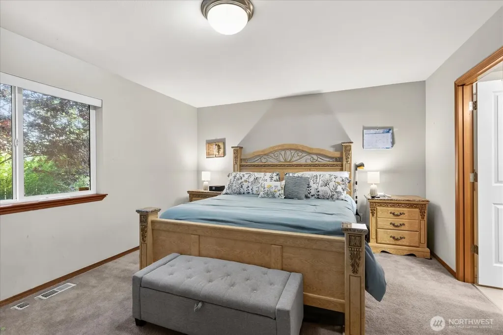 5725 121st Place NE Marysville WA 98271