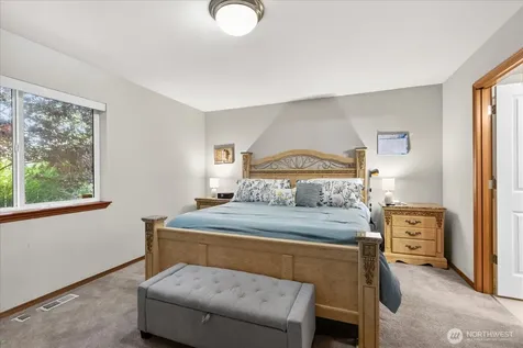 5725 121st Place NE Marysville WA 98271