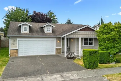 5725 121st Place NE Marysville WA 98271