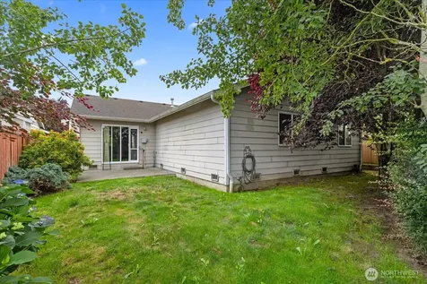 5725 121st Place NE Marysville WA 98271