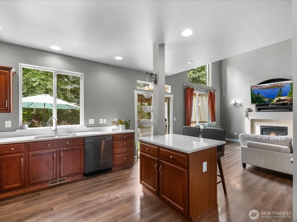 8402 19th Street NE Lake Stevens WA 98258