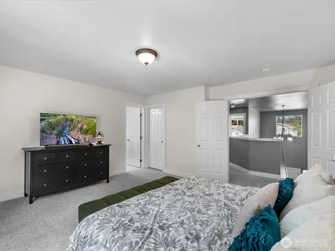 8402 19th Street NE Lake Stevens WA 98258
