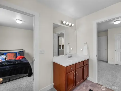 8402 19th Street NE Lake Stevens WA 98258