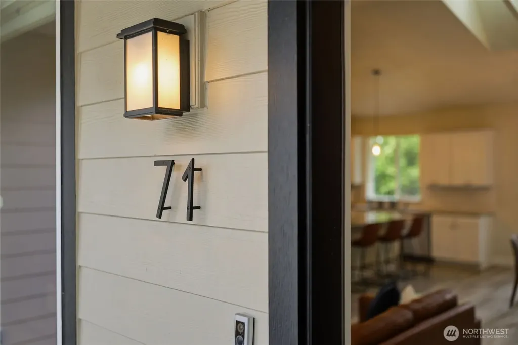 71 E Connemara Way Shelton WA 98584