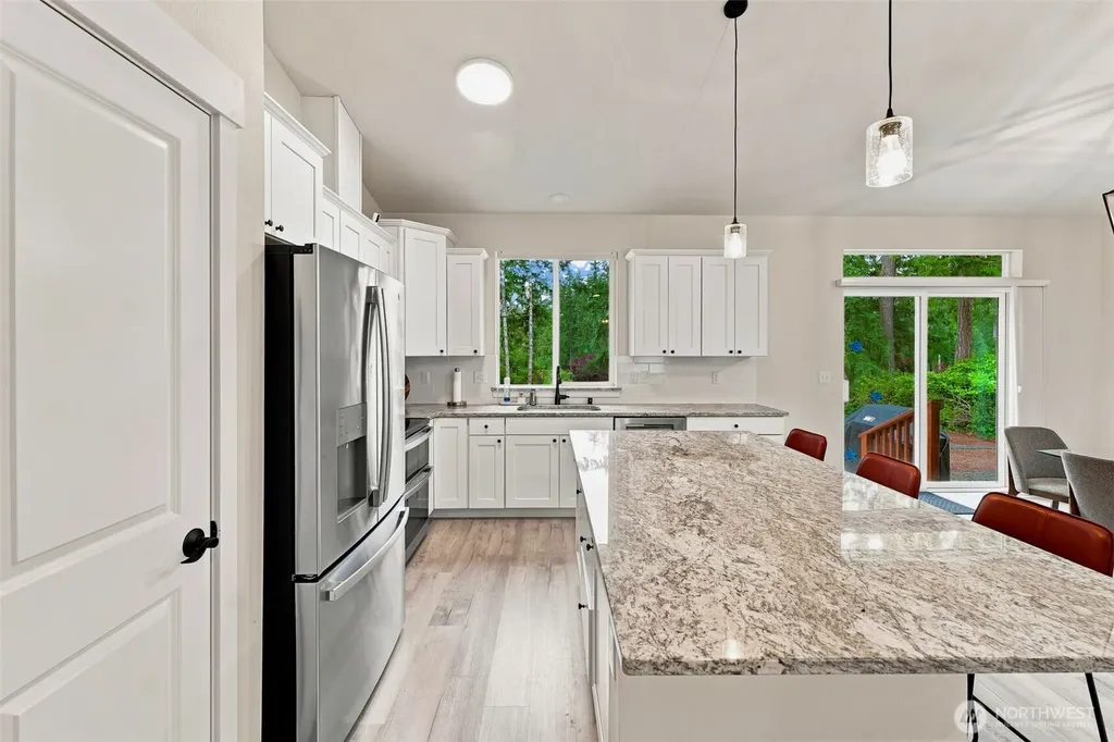 71 E Connemara Way Shelton WA 98584