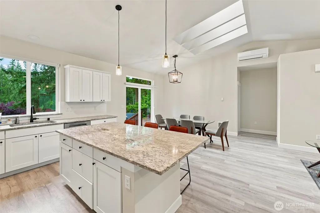 71 E Connemara Way Shelton WA 98584