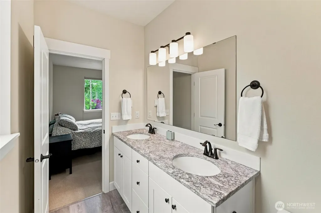 71 E Connemara Way Shelton WA 98584
