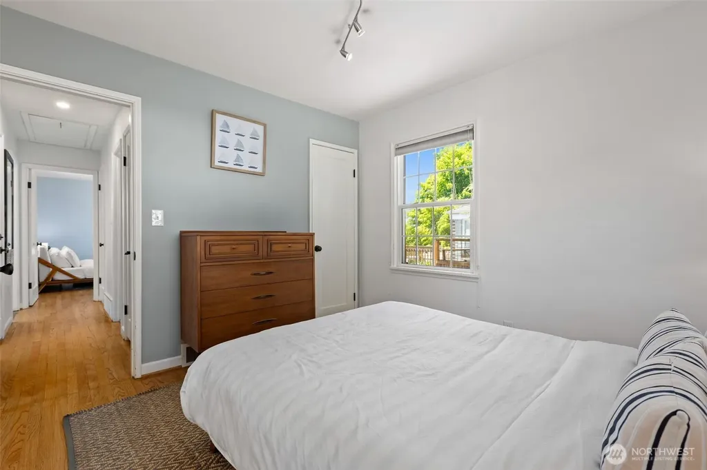 3701 SW Henderson Street Seattle WA 98126