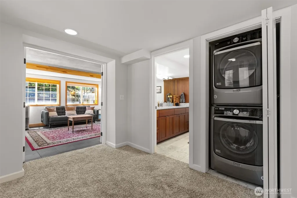 3701 SW Henderson Street Seattle WA 98126