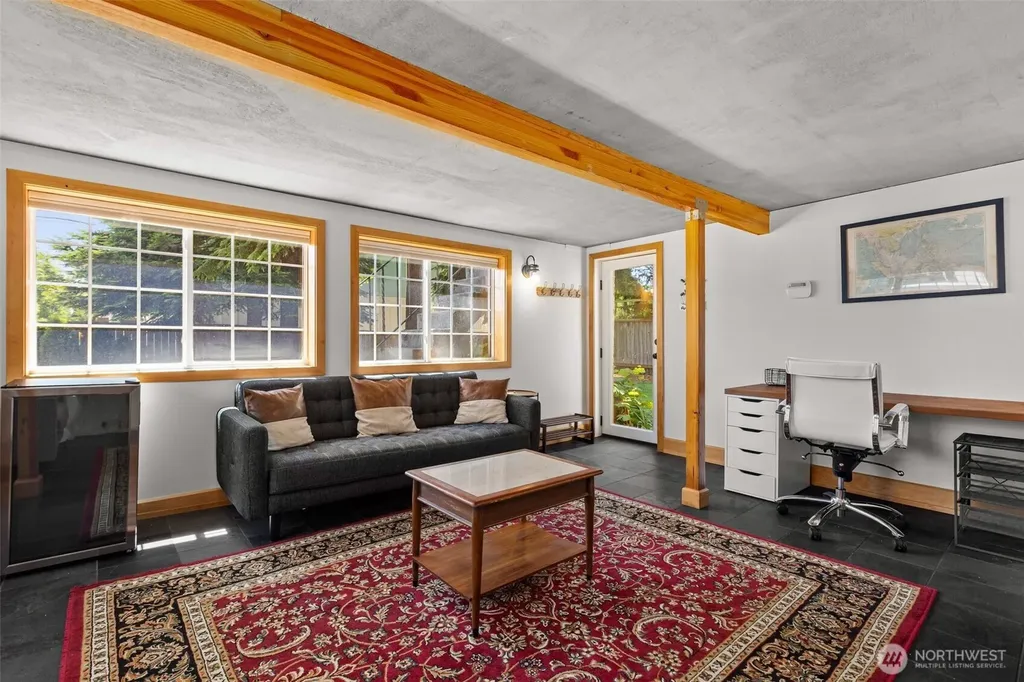 3701 SW Henderson Street Seattle WA 98126